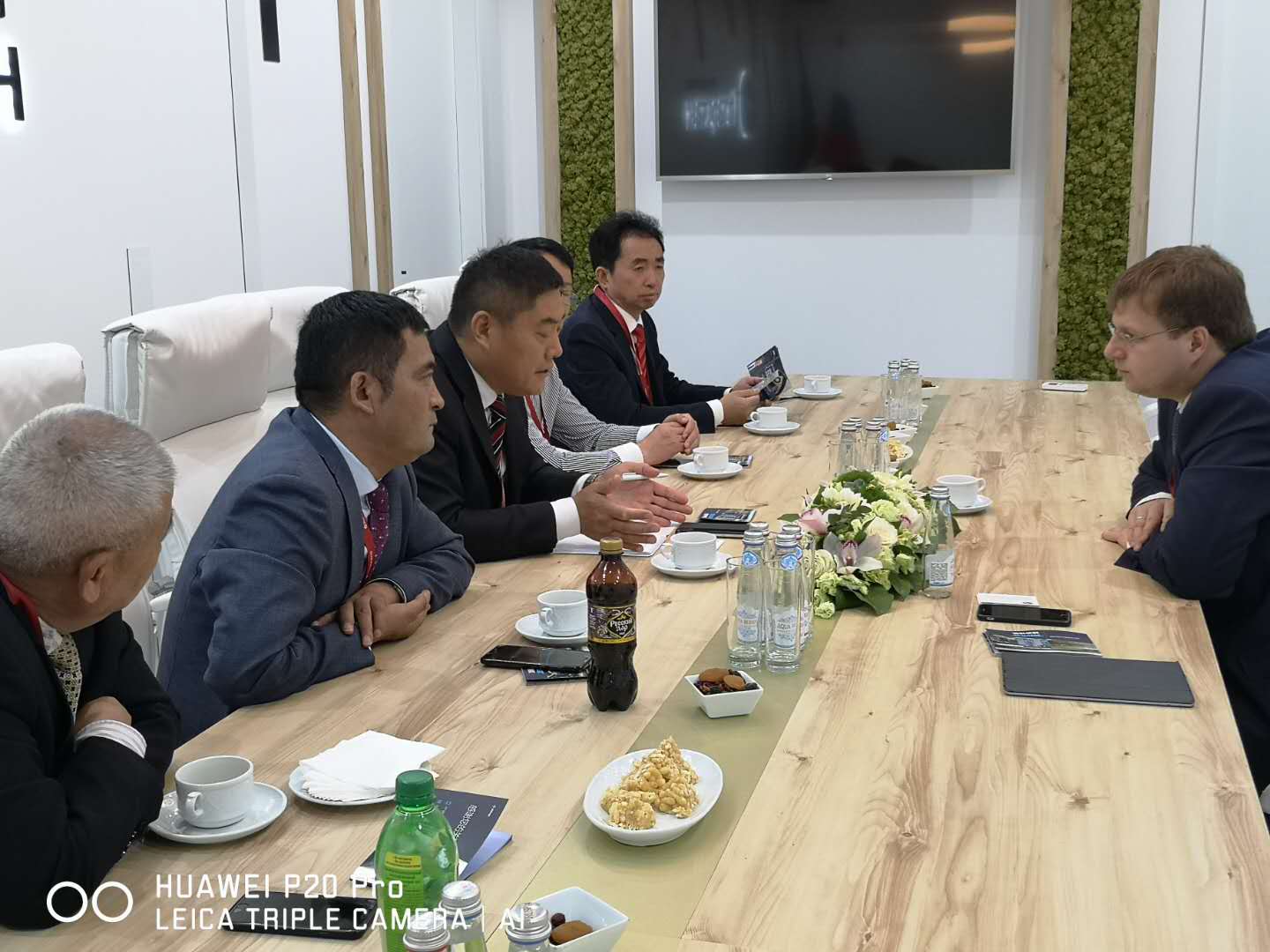 俄联邦鞑靼共和国阿拉布加特区引资总监叶子夫.jpg